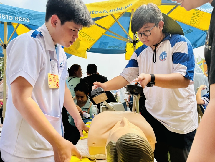 tuyển sinh - Ảnh 4.