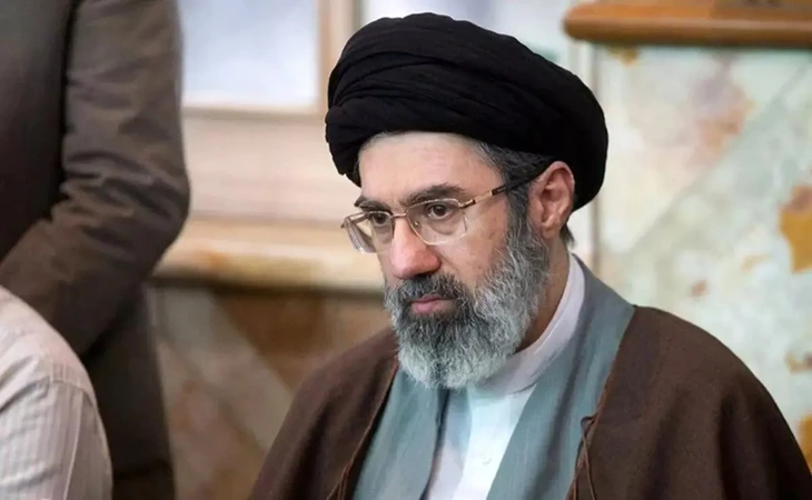 Iran gửi đi thông điệp gì khi chọn con trai ông Ali Khamenei làm lãnh đạo mới? - Ảnh 1.