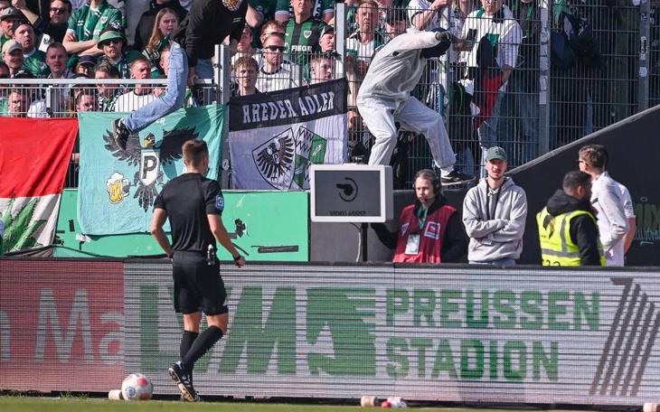 CLB Almeria bùng nổ trên mạng xã hội nhờ Ronaldo - Ảnh 4.