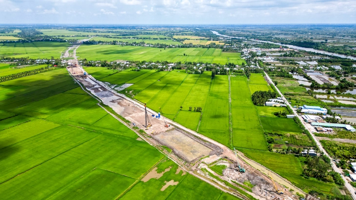 Cà Mau dự kiến đầu tư hơn 65.600 tỉ đồng phát triển hạ tầng giao thông - Ảnh 1.