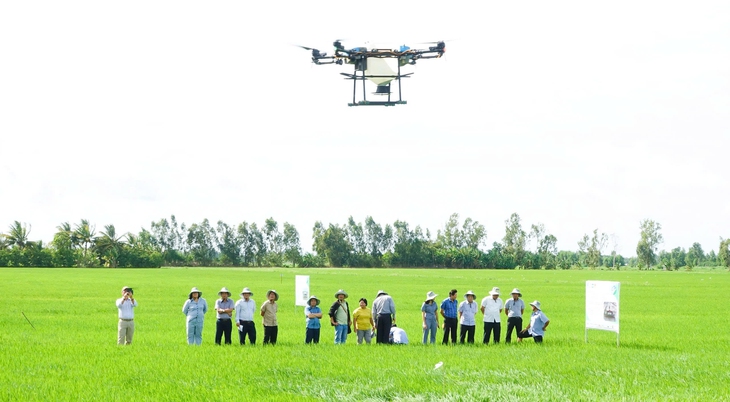 Phát triển kinh tế tầm thấp: Phải có cơ chế mở và không gian thử nghiệm đủ lớn - Ảnh 3. UAV - Ảnh 3.