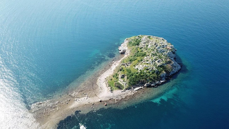 Biển rút bất thường, lộ con đường đá 3.500 năm tuổi ở Thổ Nhĩ Kỳ - Ảnh 3.