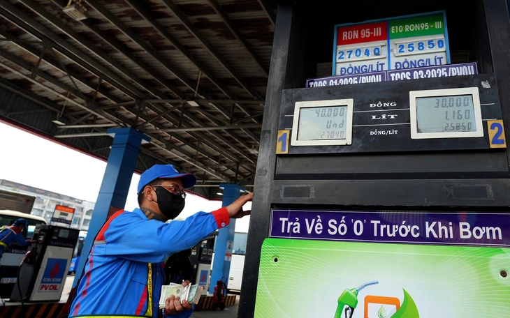 Căng thẳng nguồn cung xăng dầu, đề xuất sớm đưa vào một nguồn nhiên liệu mới thay thế hoàn toàn - Ảnh 2.