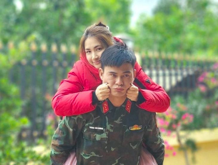 Khoe nụ hôn với bạn trai, Hòa Minzy cẩn trọng trước ý kiến trái chiều - Ảnh 2. Hòa Minzy - Ảnh 2.