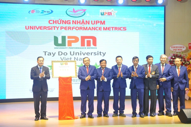 Trường đại học Tây Đô - 20 năm thành lập ngôi trường tư thục đầu tiên vùng ĐBSCL - Ảnh 1.