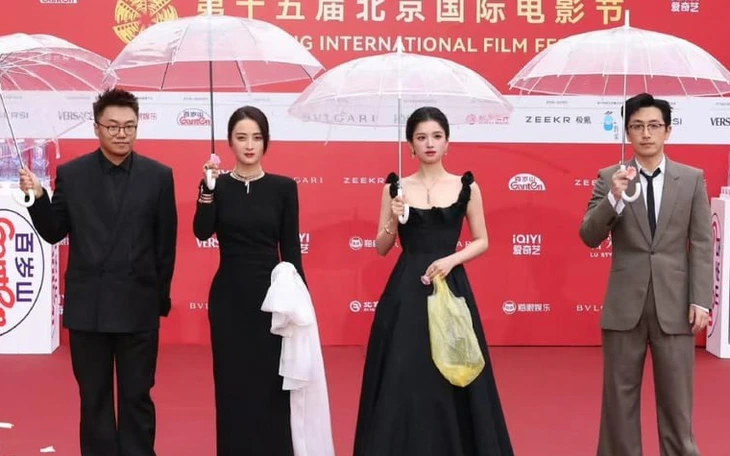 Hậu ly hôn, hai người phụ nữ cùng 'góp gạo thổi cơm chung' - Ảnh 6.