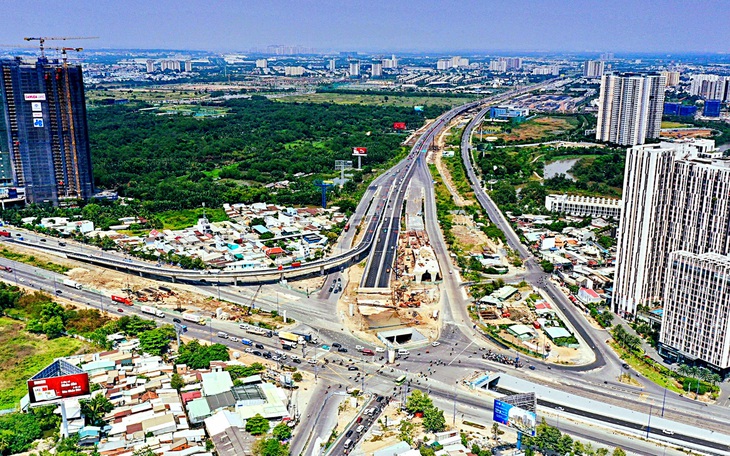 Thủ tướng: Mục tiêu tăng trưởng từ 10% trở lên là không thay đổi - Ảnh 3.