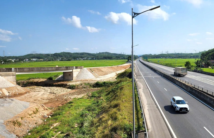 cao tốc - Ảnh 3.