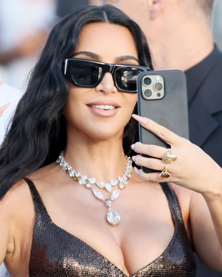 Kim Kardashian - Ảnh 7.