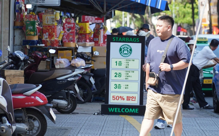 Dẹp lấn chiếm vỉa hè: trung tâm Đà Nẵng chuyển động, vùng ven còn 'đứng bánh' - Ảnh 6.