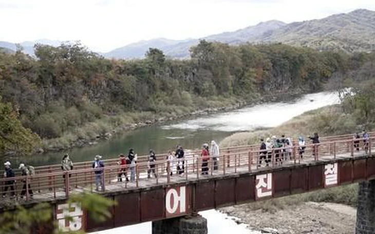 Bà Kim Yo Jong hoan nghênh phản ứng của Hàn Quốc về vụ drone xâm nhập Triều Tiên - Ảnh 2.