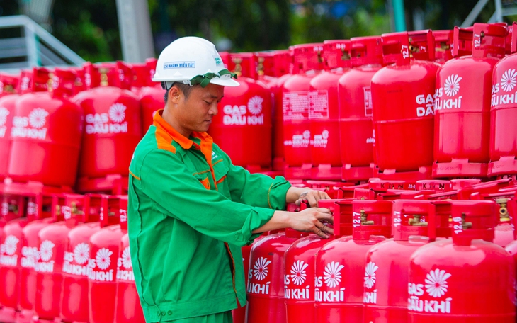 Tin vui: Giá gas đồng loạt 'hạ nhiệt' - Ảnh 2.