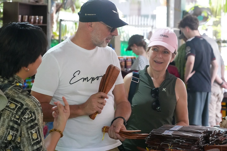 Loạt điểm đến miệt vườn, làng nghề khó bỏ qua khi về Vĩnh Long - Ảnh 6.