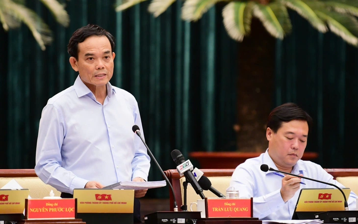 Giám đốc Sở Y tế TP.HCM: Khẩn trương nghiên cứu và đề xuất giải pháp khám sức khỏe người dân  - Ảnh 4.