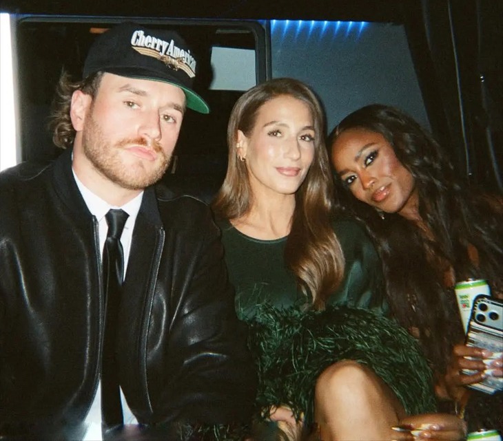 Ciara Miller 'sụp đổ' giữa phố khi biết bạn thân hẹn hò với người yêu cũ  - Ảnh 2.