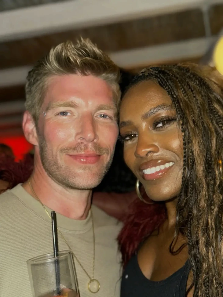 Ciara Miller 'sụp đổ' giữa phố khi biết bạn thân hẹn hò với người yêu cũ  - Ảnh 3.