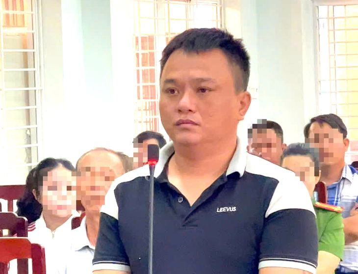 Đưa tàu và thuyền viên đánh bắt ở vùng biển nước ngoài, thuyền trưởng bị phạt tù - Ảnh 1. thuyền trưởng - Ảnh 1.