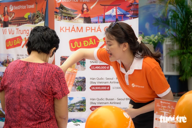 du khách - Ảnh 4.