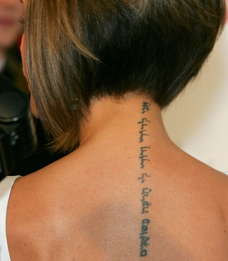 Victoria Beckham - Ảnh 2.