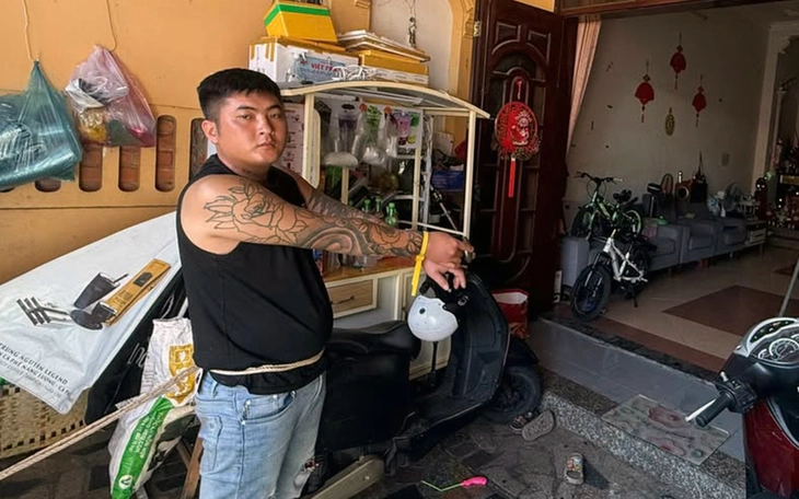 Công an triệu tập nhóm thanh thiếu niên đánh nhau trước Trường THCS Hồng Bàng - Ảnh 3.