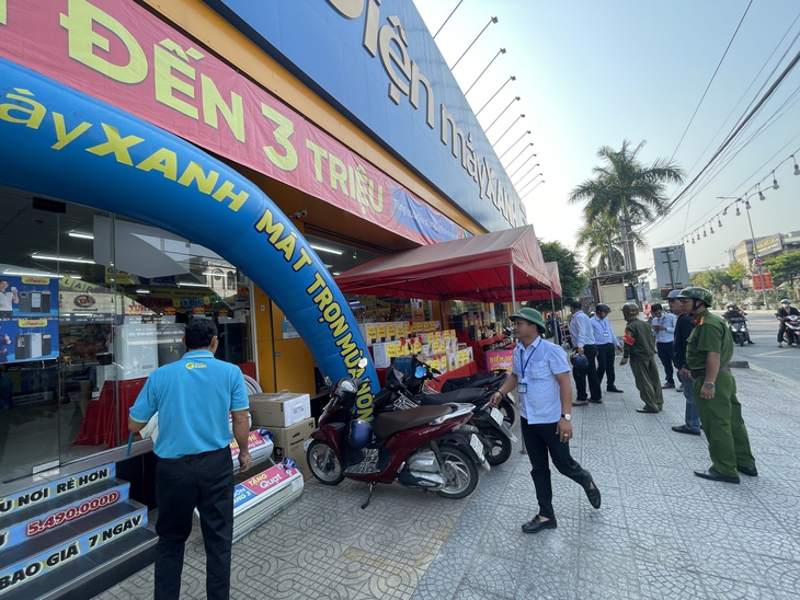 vỉa hè - Ảnh 2.