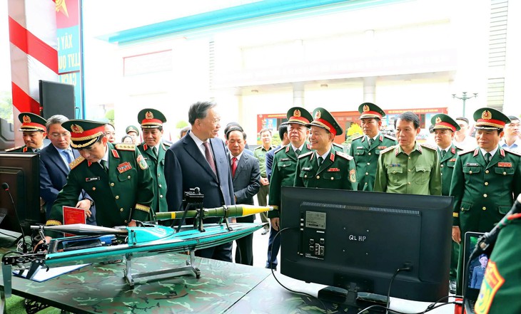 Tổng Bí thư, Chủ tịch nước: Giữ vững truyền thống anh hùng, xây dựng Quân khu 3 vững mạnh toàn diện - Ảnh 4.