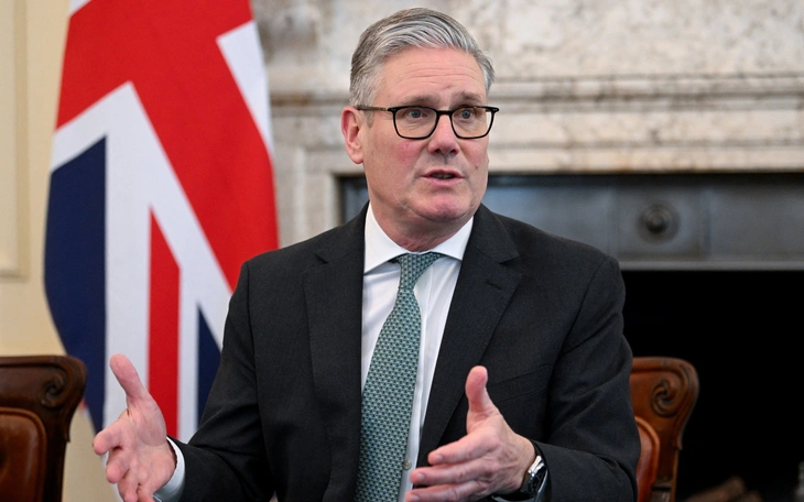 Bộ trưởng Anh gọi cuộc chiến của Mỹ ở Iran là 'sai lầm' khi không có kế hoạch rút lui - Ảnh 3.