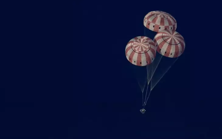 Làm ơn lãng mạn trăng sao - Ảnh 2.