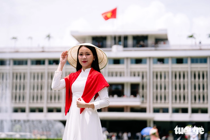 Xách ba lô lên và trải nghiệm 48h ở TP.HCM, đi đâu cũng thấy 'đã"! - Ảnh 3. Trải nghiệm 48 giờ ở TP.HCM cho bạn trẻ dịp nghỉ lễ, đi đâu cũng thấy đã! - Ảnh 4.