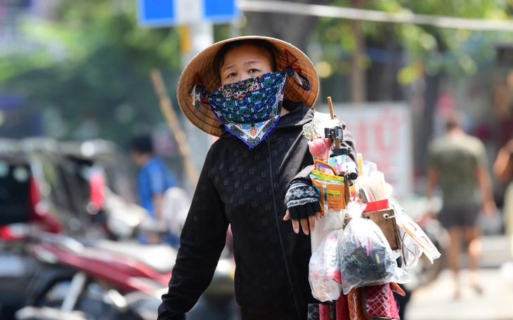 Mưu sinh giữa cái nóng như đổ lửa ở ‘chảo lửa’ Hà Tĩnh - Ảnh 11.