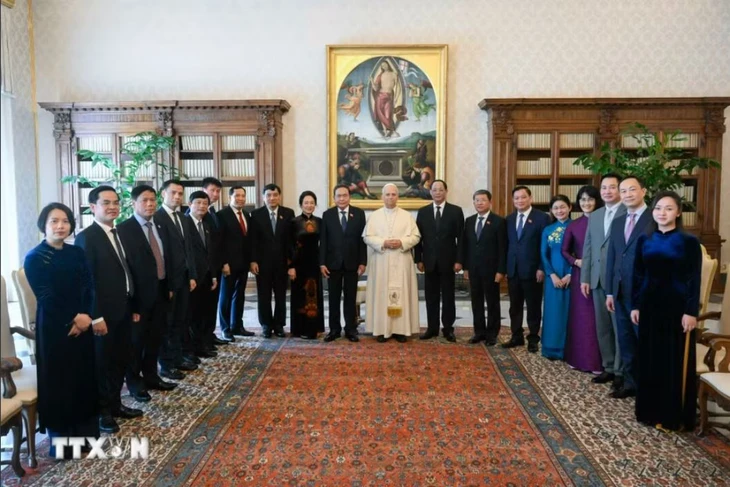 Chủ tịch Quốc hội Trần Thanh Mẫn hội kiến Giáo hoàng Tòa thánh Vatican Leo XIV - Ảnh 3.