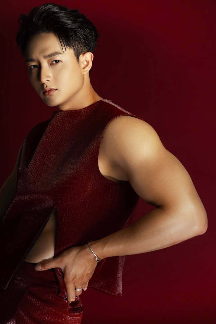 Man of the World - Ảnh 5.