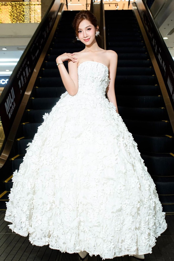 Sau Hương Giang, thêm một người đẹp Việt nộp hồ sơ thi Miss Grand International All Stars - Ảnh 2. Miss Grand International All Stars - Ảnh 2.