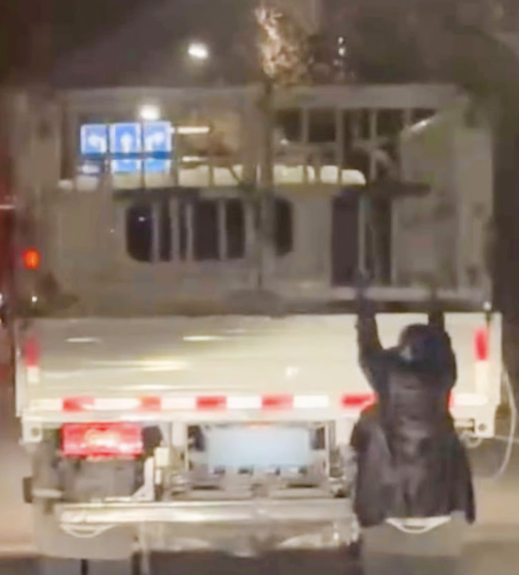 bắt gian - Ảnh 1.