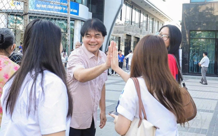 Ông Bùi Hữu Toàn được bổ nhiệm làm Giám đốc Học viện Ngân hàng - Ảnh 3.