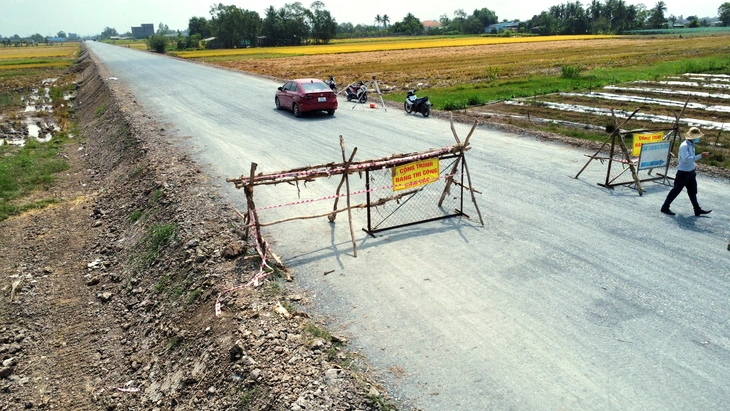 32 doanh nghiệp xây dựng kêu cứu, Đồng Tháp khẩn trương tháo gỡ - Ảnh 1.