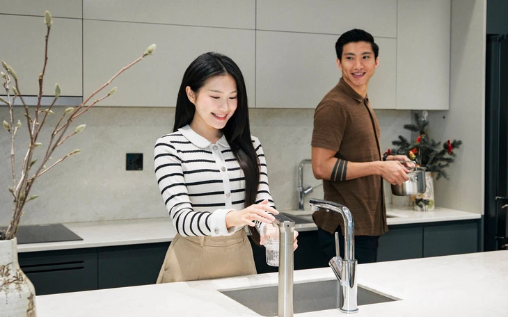 Thách 'đố anh bắt được em', thanh niên nhận giấy mời nhanh hơn tiếng pô xe - Ảnh 2.