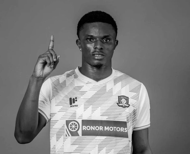 Sốc: Ngôi sao bóng đá qua đời sau vụ tấn công dã man bằng súng - Ảnh 1.