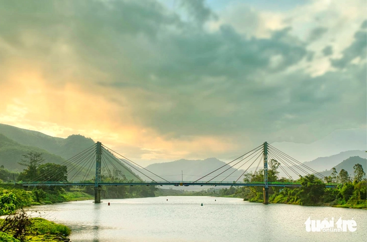 Lập cộng đồng giữ mạch sống xanh cho dòng sông Cu Đê Đà Nẵng - Ảnh 2.