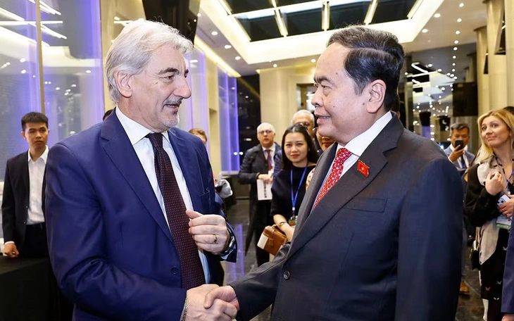 Tổng Bí thư Đảng Tái lập Cộng sản Ý nhấn mạnh tình cảm đặc biệt dành cho Việt Nam - Ảnh 4.