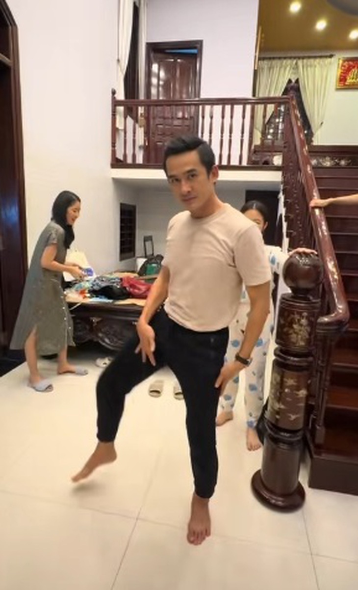 Bóng ma hạnh phúc - Ảnh 2.