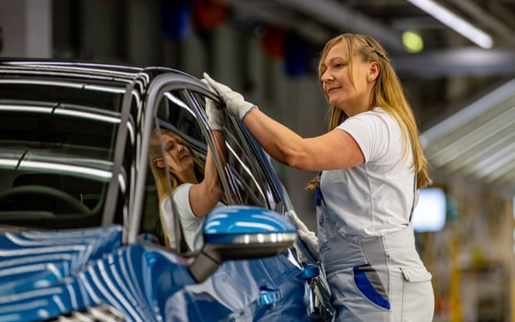 Thái Lan lên kế hoạch đưa 300.000 xe điện ra đường, ưu đãi thuế đến 80% - Ảnh 2.