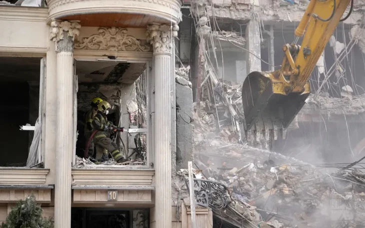 Ý tuyên bố đình chỉ thỏa thuận quốc phòng với Israel, kêu gọi mở lại eo Hormuz - Ảnh 2.