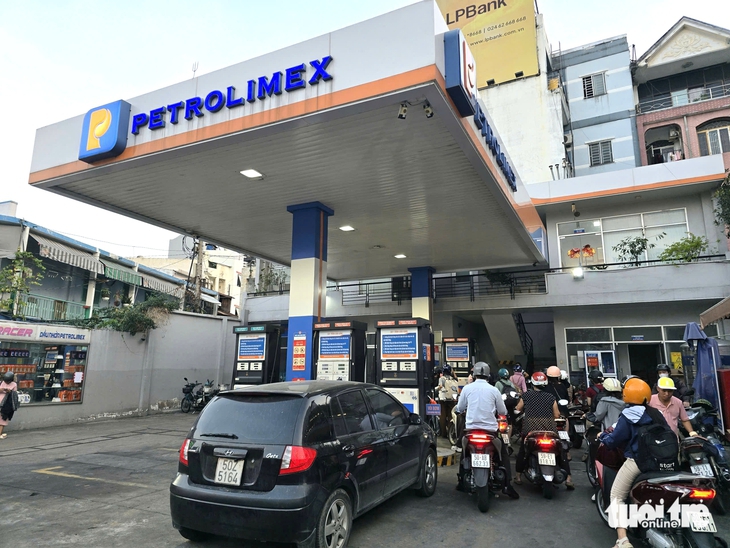 Petrolimex - Ảnh 1.