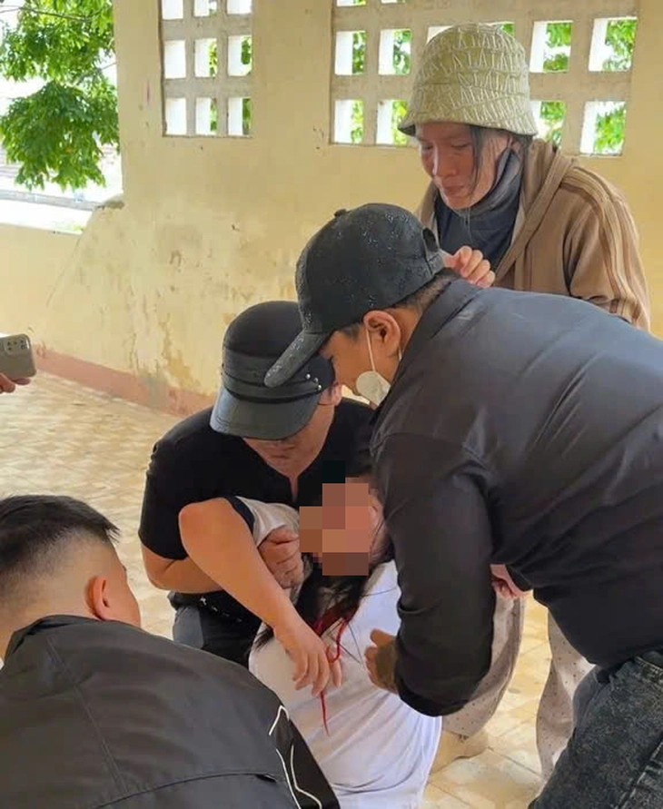 đánh hội đồng - Ảnh 2.