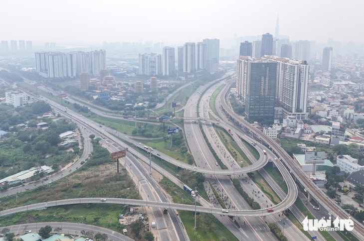 không khí - Ảnh 1.