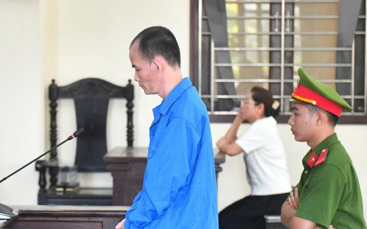 Phạt tù người Campuchia sang Việt Nam chở người xuất cảnh trái phép theo đường dây 'bán thận' - Ảnh 2.