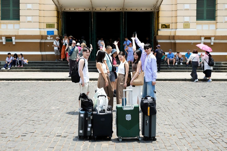 Du lịch gần nhà, nhưng không hề nhàm chán - Ảnh 1.