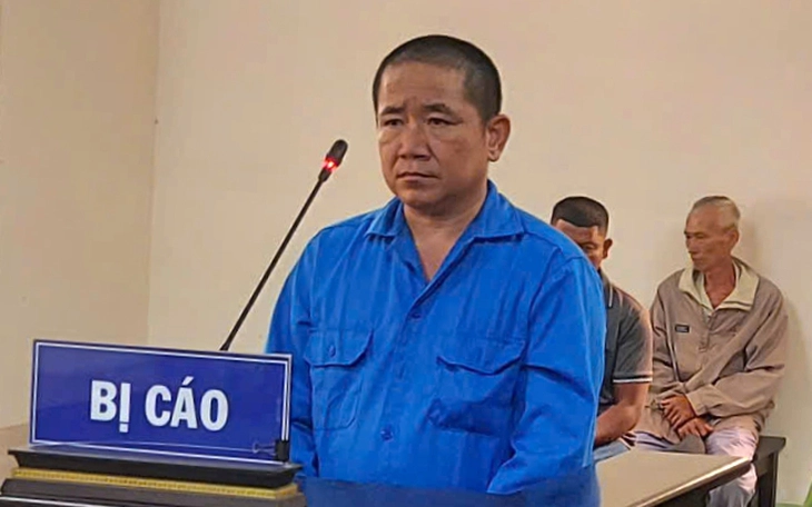 Xét xử vụ trộm xe rồi tông vào chốt chặn của lực lượng chức năng khiến 1 người chết - Ảnh 2.