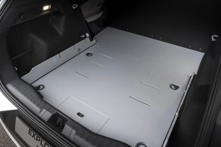 Ford Explorer - Ảnh 5.